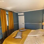 Palma * Vrbnik (Primorje-Gorski Kotar)