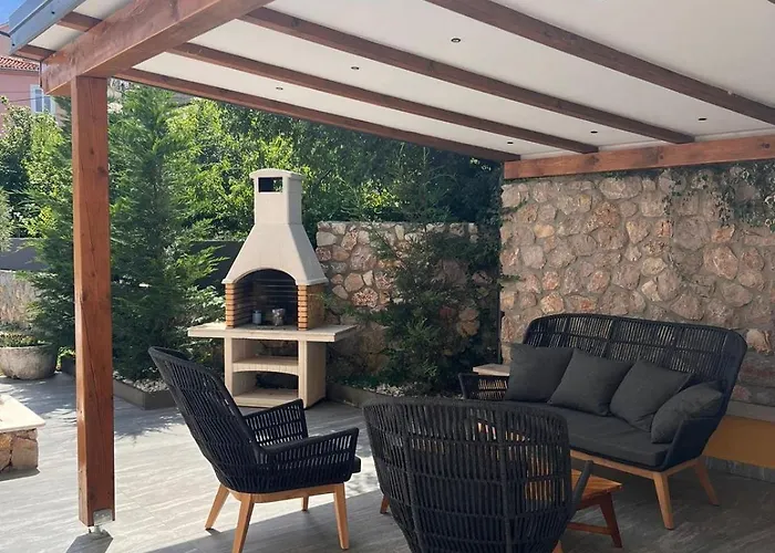 Palma Vrbnik (Primorje-Gorski Kotar)